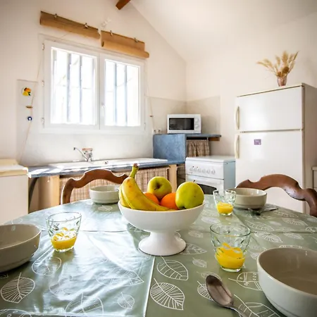 Apartment De Gardian Le Cailar