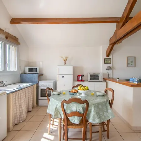 Apartment De Gardian Le Cailar